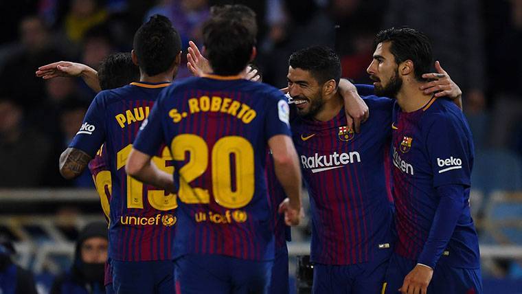 Players of the FC Barcelona celebrating a goal