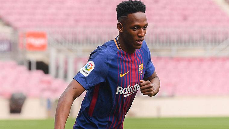 Yerry Mina, during his presentation with the Barça in the Camp Nou