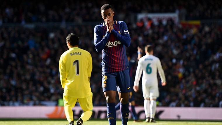 Nelson Semedo, lamentándose tras una ocasión fallada contra el Real Madrid