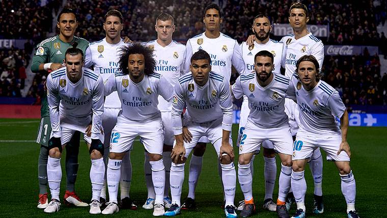 Alignment of the Real Madrid against the Raise in the Ciutat of València