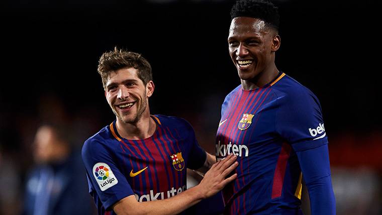 Yerry Mina, durante su presentación con la camiseta del FC Barcelona