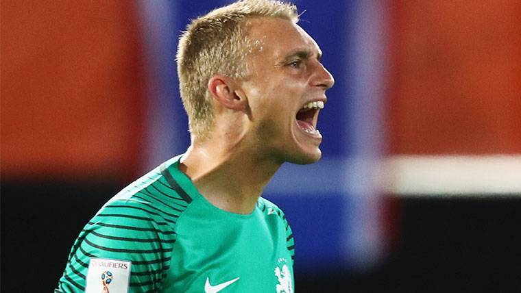 Jasper Cillessen, during a party with the FC Barcelona
