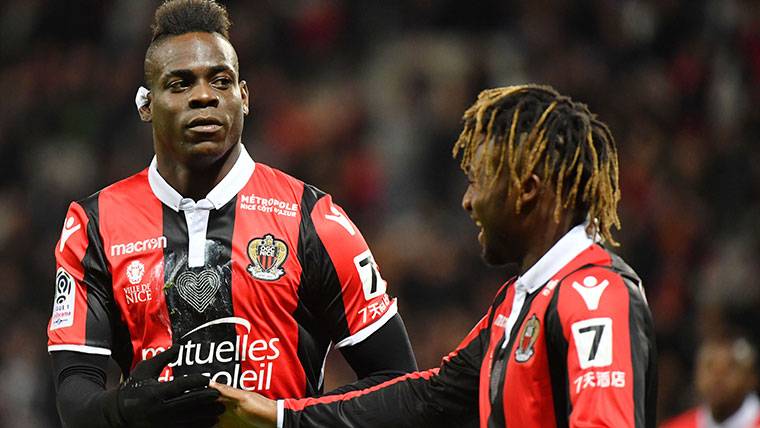 Mario Balotelli, celebrating a marked goal with the Nice this season