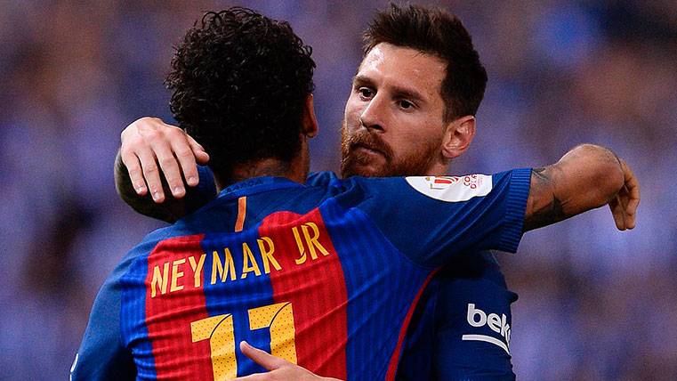 Leo Messi y Neymar celebran un gol del FC Barcelona