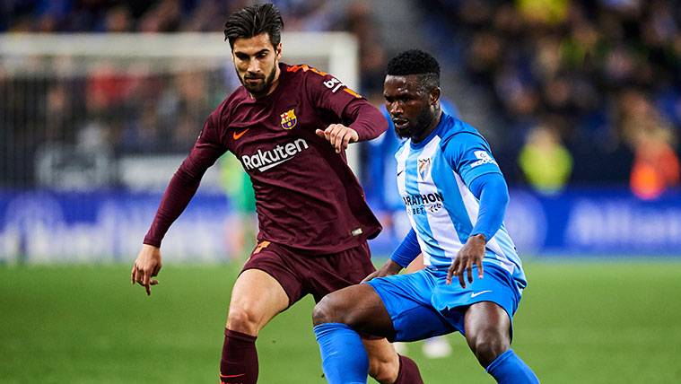 André Gomes en un partido con el FC Barcelona