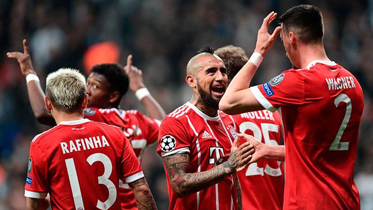 Jugadores del Bayern, celebrando un gol