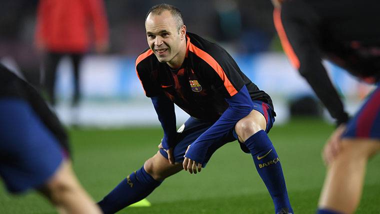 Andrés Iniesta, heating before playing against Chelsea