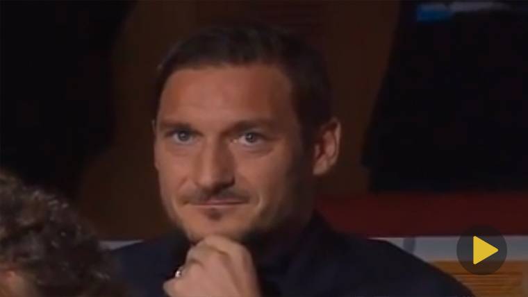 Francesco Totti y su reacción tras saber el cruce con el Barça