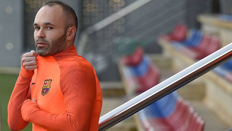 Andrés Iniesta in a training with the FC Barcelona