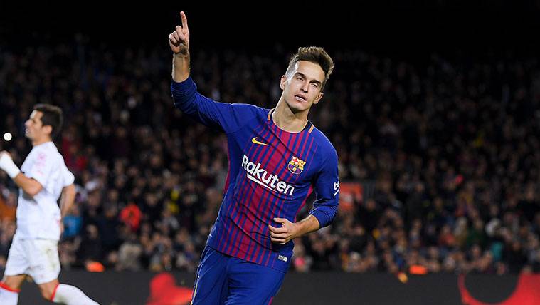 Denis Suárez celebrates a goal with the FC Barcelona