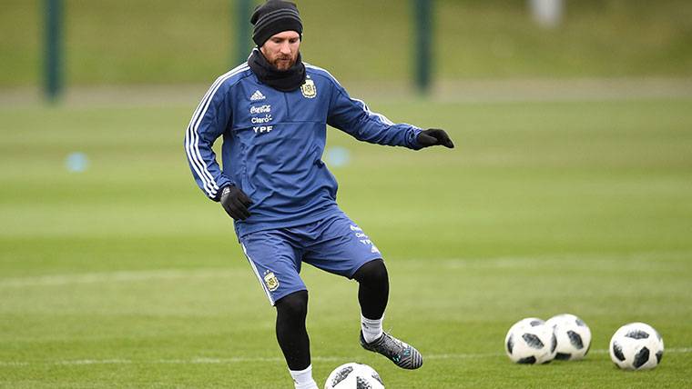 Leo Messi, during a training with the selection of Argentina