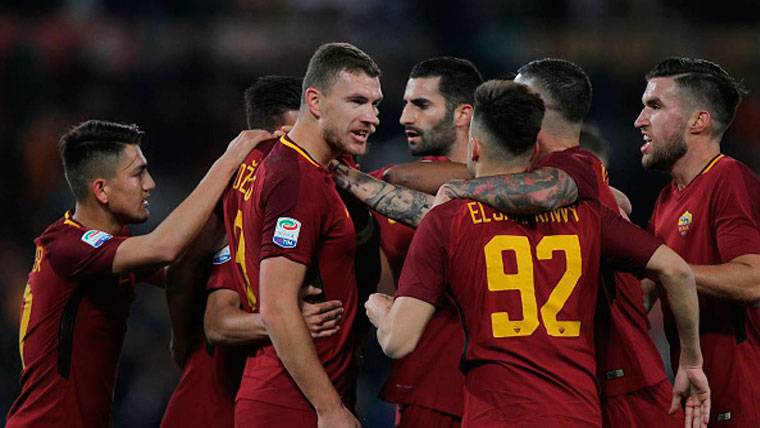 La Roma, celebrando un gol marcado por Dzeko esta temporada