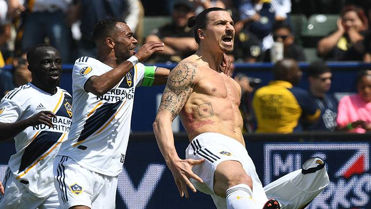 Ibrahimovic, celebrating one of his goals with Los Angeles Galaxy