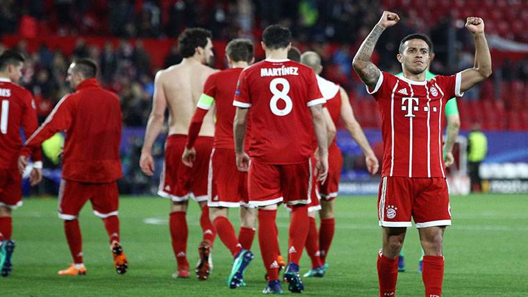 Thiago Alcántara, celebrando la victoria del Bayern Múnich en Champions