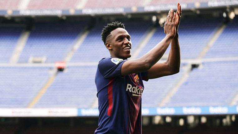 Yerry Mina, during the presentation like player of the FC Barcelona