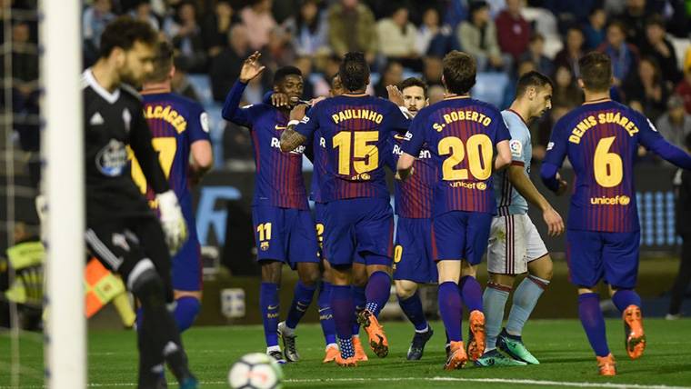 El FC Barcelona, celebrando uno de los goles contra el Celta