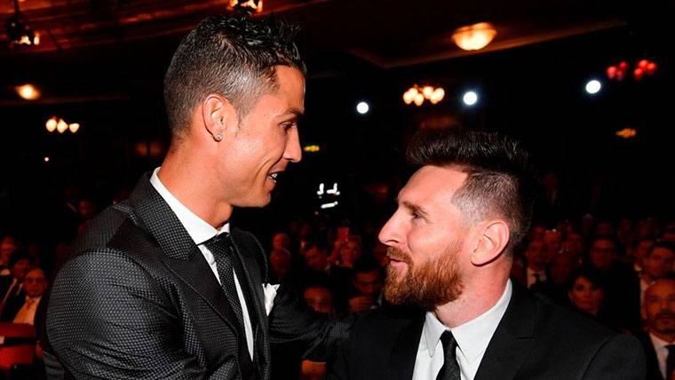 Leo Messi y Cristiano Ronaldo, durante última entrega del The Best