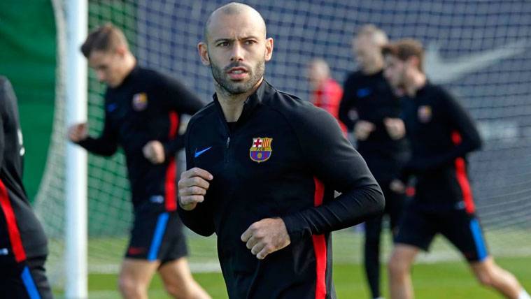 Javier Mascherano in a training with the FC Barcelona