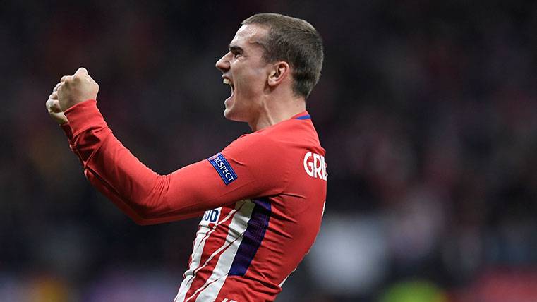 Antoine Griezmann celebrates a victory of the Athletic of Madrid