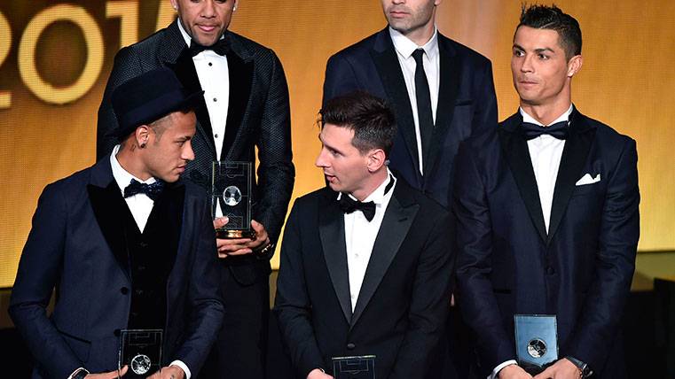 Neymar, Leo Messi y Cristiano Ronaldo en una gala de la FIFA