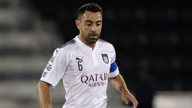 Xavi Hernández en un partido con el Al-Sadd