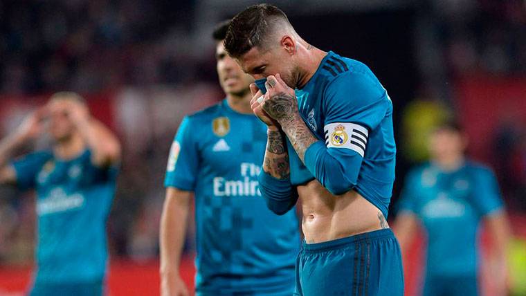 Sergio Ramos, lamentando haberse marcado un gol en propia