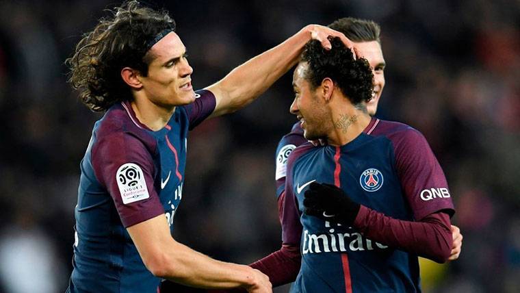 Neymar Jr y Cavani, celebrando un gol con el Paris Saint-Germain