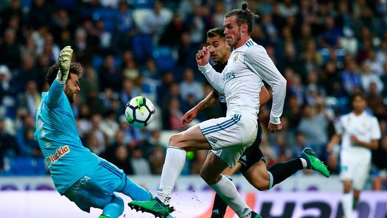 Gareth Bale, marcando uno de sus goles al Celta de Vigo