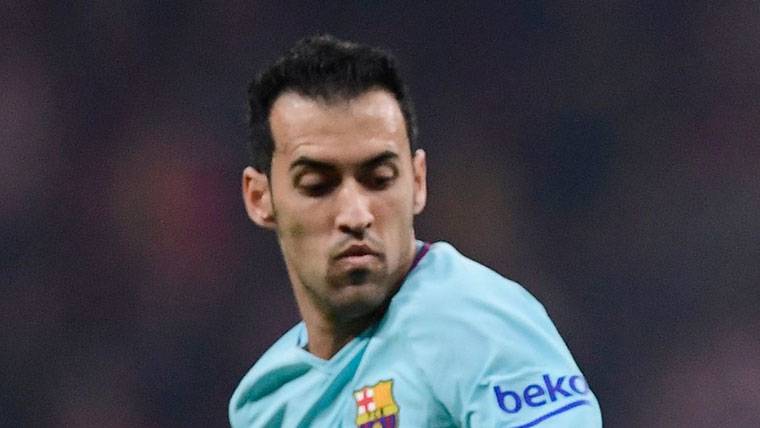 City And PSG follow to Sergio Busquets