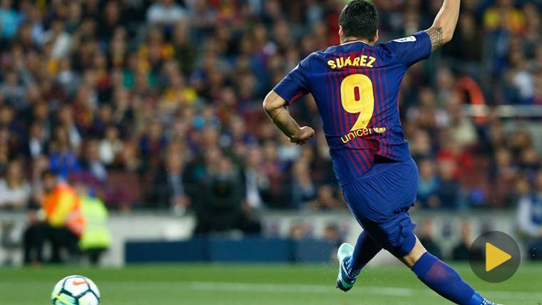 Luis Suárez, marking a goal with the FC Barcelona this season