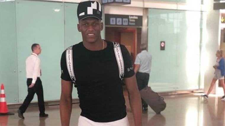 Yerry Mina, justo antes de poner rumbo a Colombia