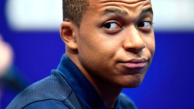 Kylian Mbappé en la concentración de la selección francesa