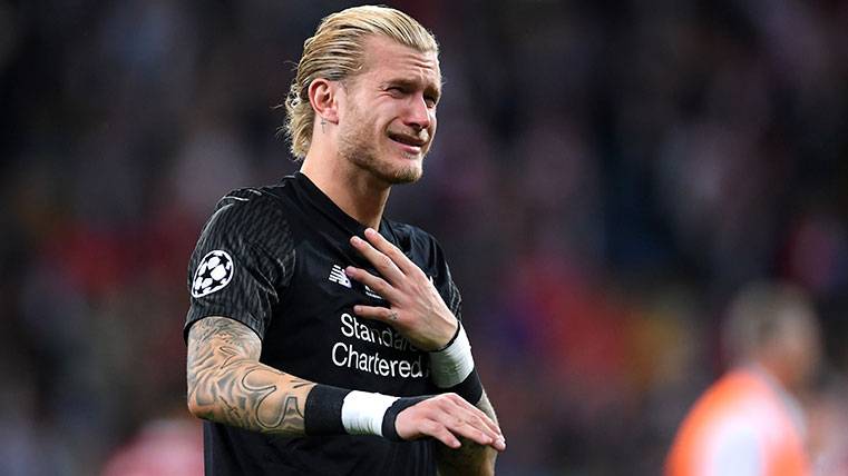 Loris Karius apologises to the fans after the final of the Champions