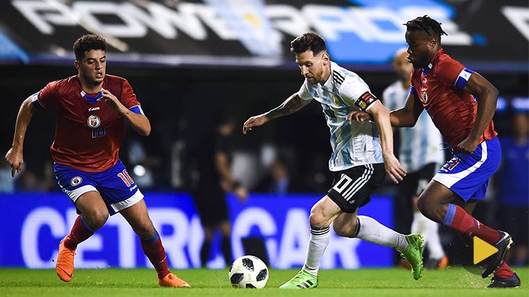 Leo Messi en un partido de la selección de Argentina