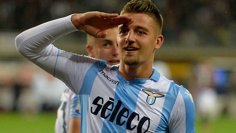 Milinkovic-Savic, celebrando un gol marcado con la Lazio
