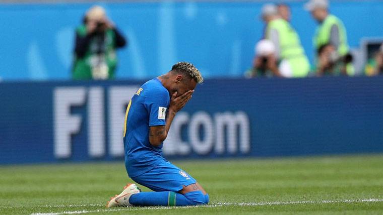 Neymar Jr, llorando justo al acabar el partido ante Costa Rica