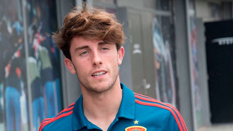 Odriozola, new signing of the Real Madrid