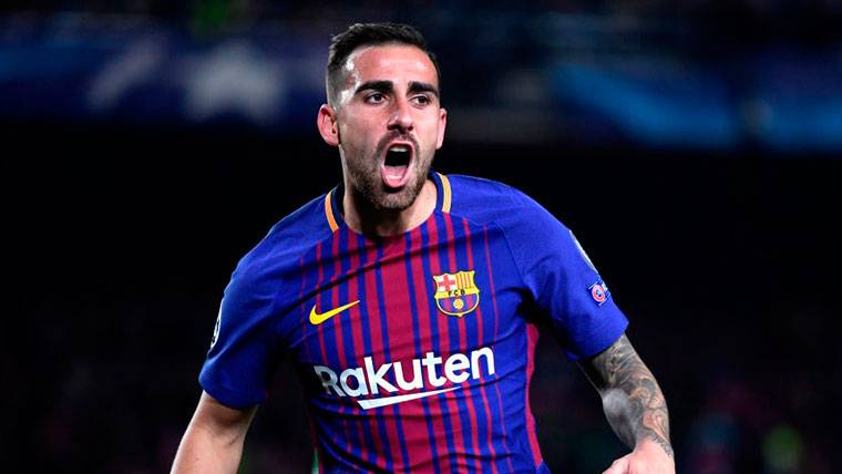 Paco Alcácer, with uncertain future