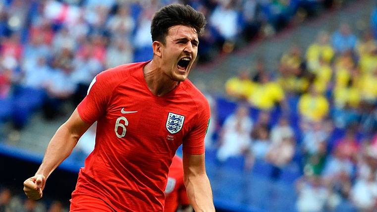 Harry Maguire celebrates a goal with the selection of England