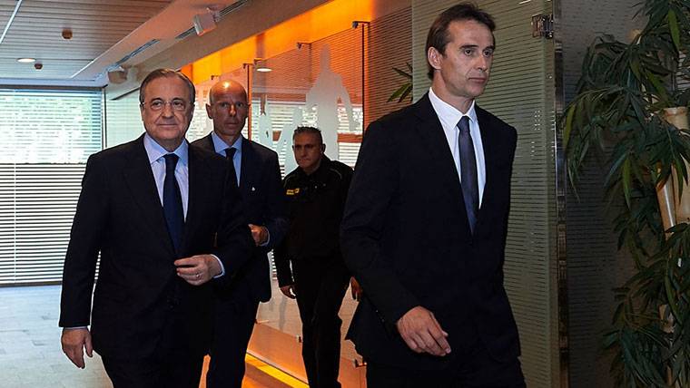 Julen Lopetegui y Florentino Pérez, durante la presentación del técnico