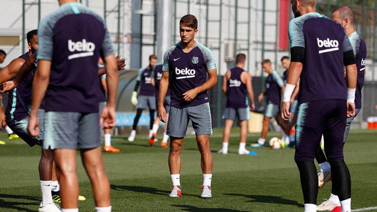 Denis Suárez en un entrenamiento del FC Barcelona