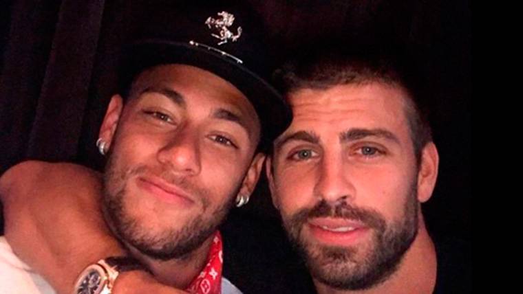 Gerard Hammered and Neymar Jr, in an image of archive