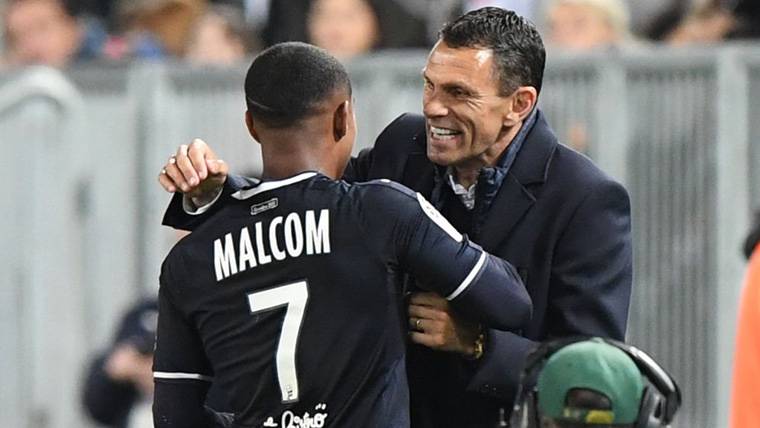 Malcom, celebrating a marked goal with the Girondins
