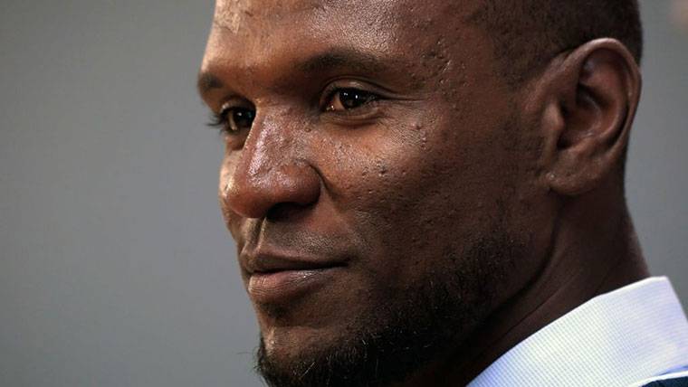 Éric Abidal, during the presentation of Malcom with the FC Barcelona