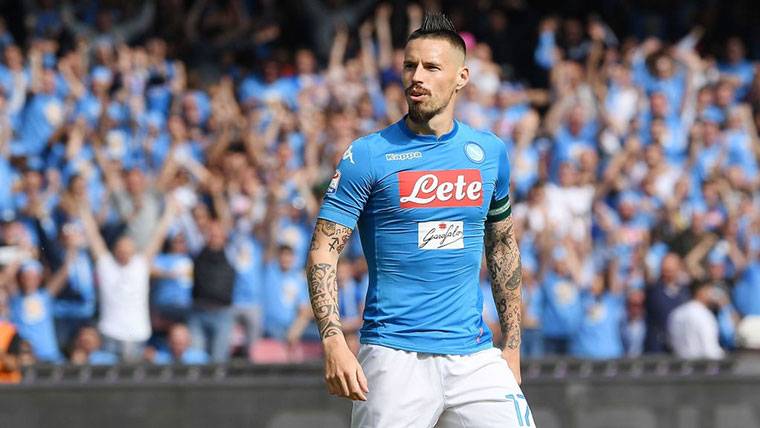 Marek Hamsik, during a party with the Naples