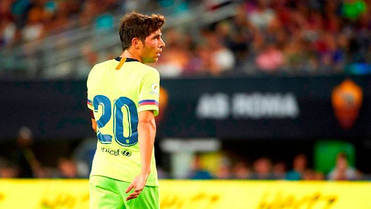 Sergi Roberto is going out  like mediocentro