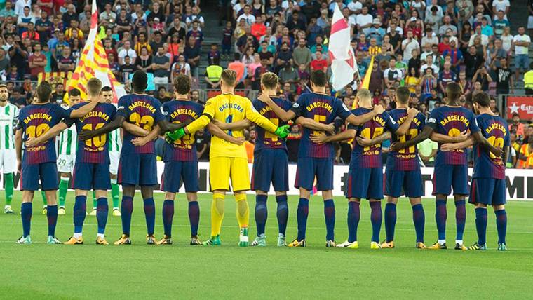 Minute of silence of FC Barcelona and Real Betis by the attacks of Barcelona