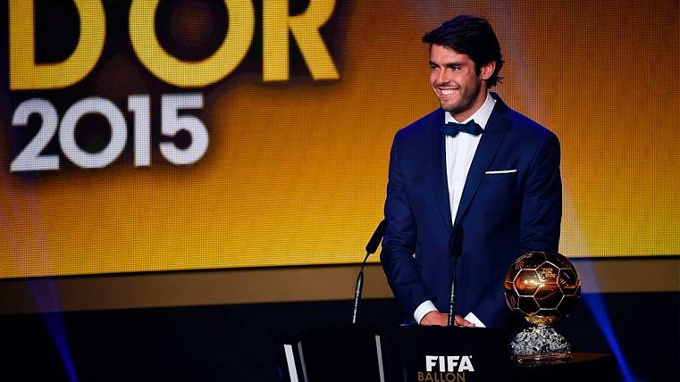 Kaká in a ceremony of delivery of the Balloon of Gold