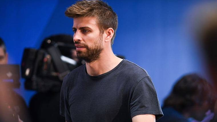 Gerard Hammered, attending to a press conference of the FC Barcelona