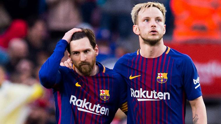 Leo Messi and Ivan Rakitic celebrate a goal of the FC Barcelona